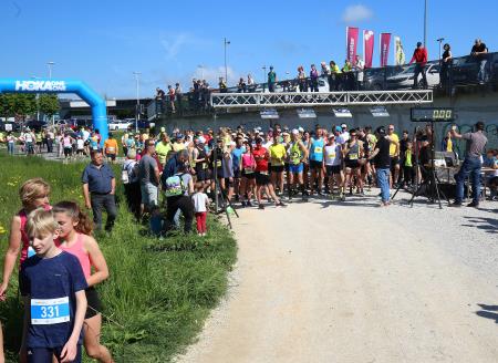 CERKNIŠKI POLMARATON 05 FOTO LJUBO VUKELIČ